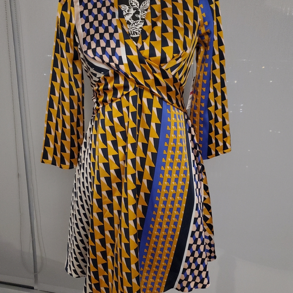 Nwt bar III dress size xs